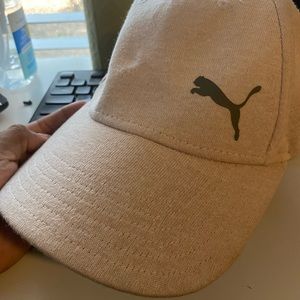 PUMA hat Beige/Nude and army green underneath.